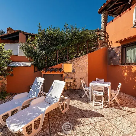 House Marisa - Terrace With Sea View بيت للعطل *