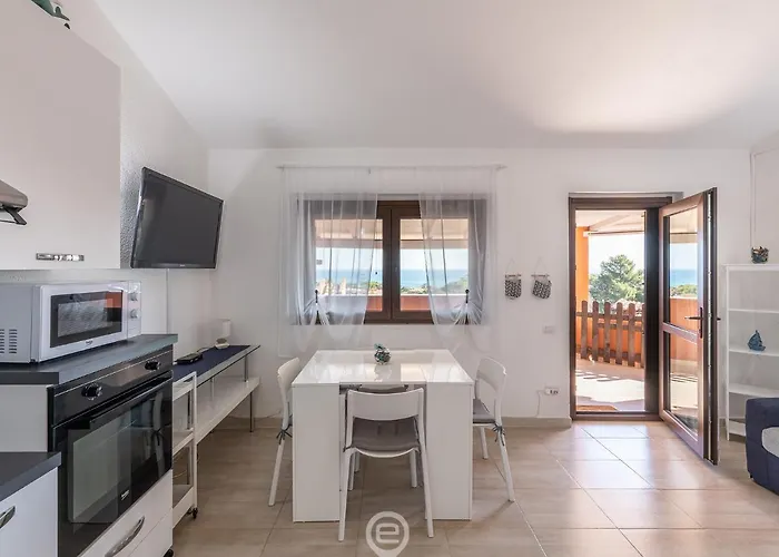Vakantiehuis House Marisa - Terrace With Sea View Costa Rei